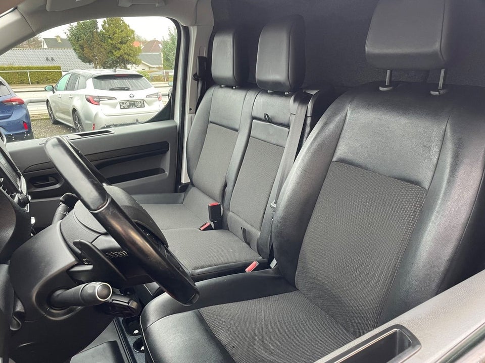 Peugeot Expert 2,0 BlueHDi 122 L3 Ultimate EAT8 Van