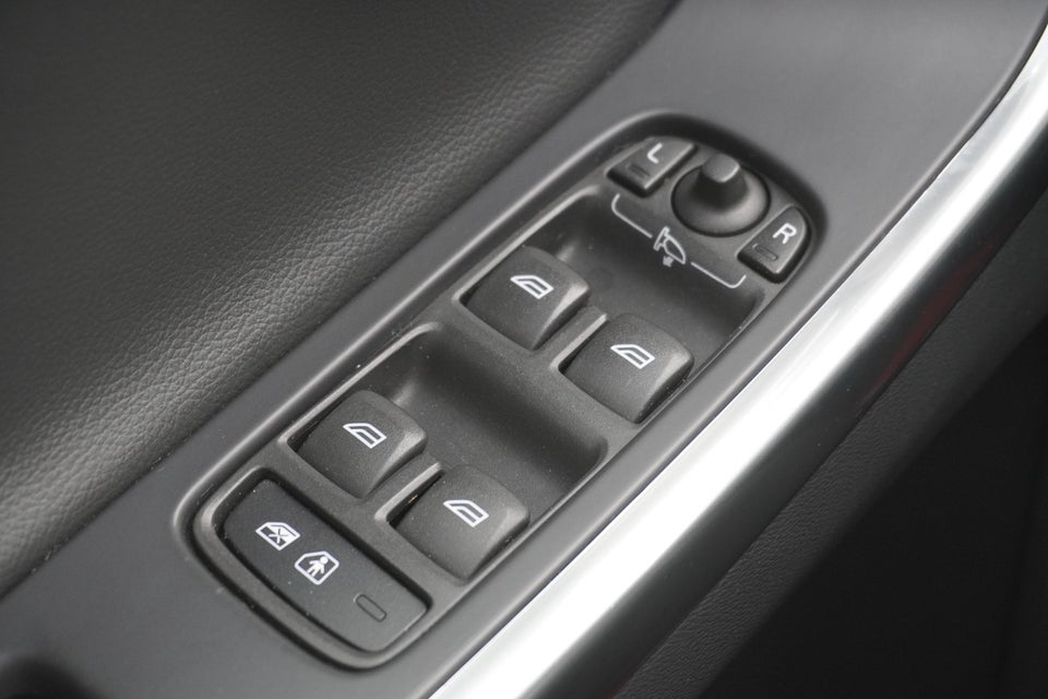 Volvo XC60 2,0 D3 150 Momentum aut. 5d