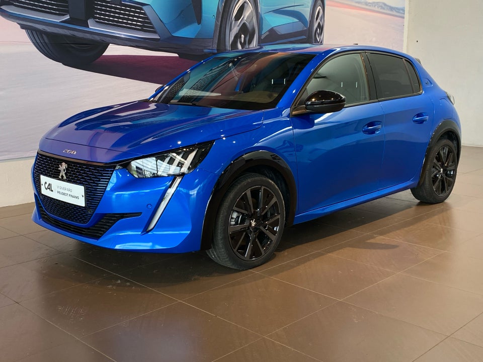 Peugeot e-208 50 GT 5d