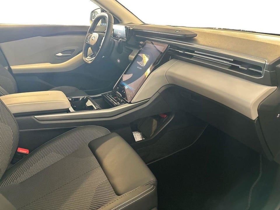 Ford Explorer 84 Select Extended Range AWD 5d