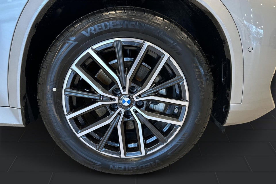 BMW iX1 eDrive20 M-Sport 5d