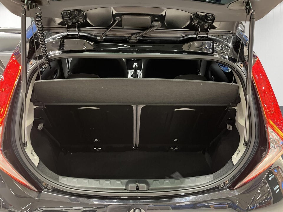 Toyota Aygo 1,0 VVT-i x-press 5d