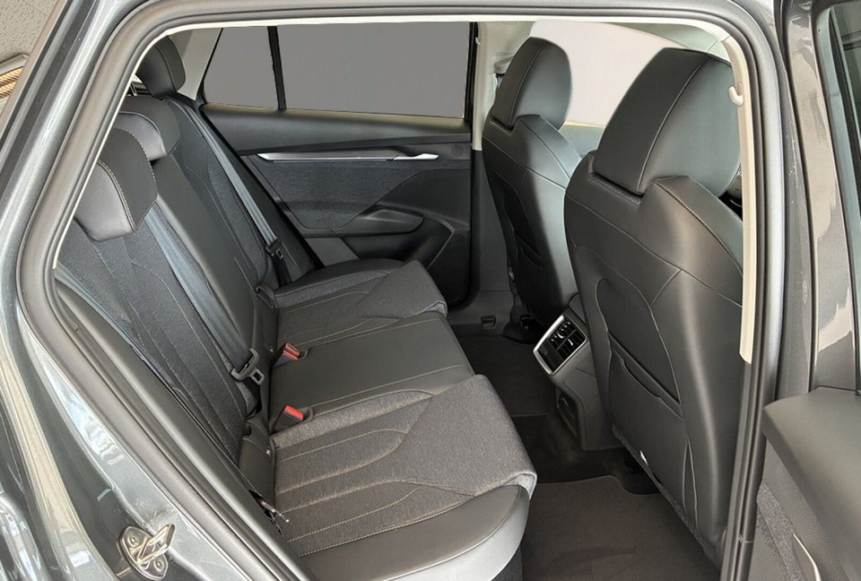 Skoda Elroq 60 iV Premium 5d