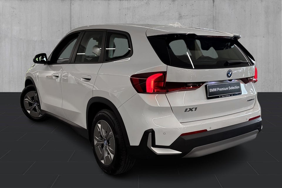 BMW iX1 xDrive30 X-Line 5d