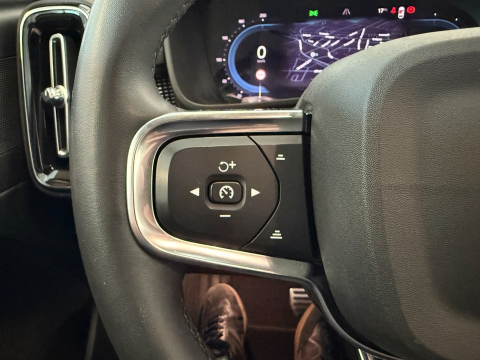 Volvo XC40 P6 ReCharge Plus 5d