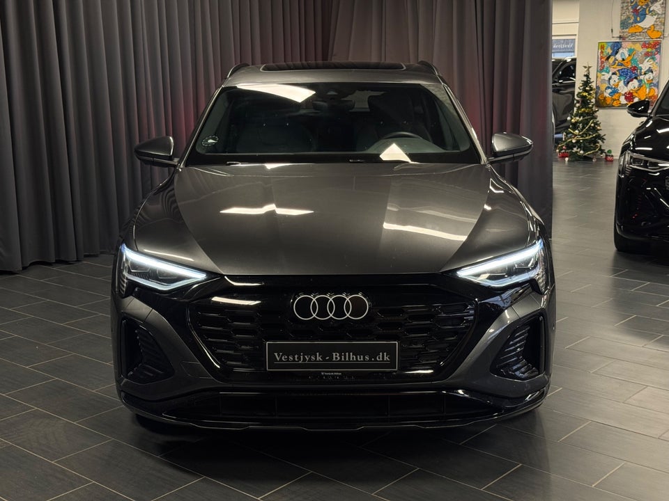 Audi Q8 e-tron 55 S-line Sportback quattro 5d