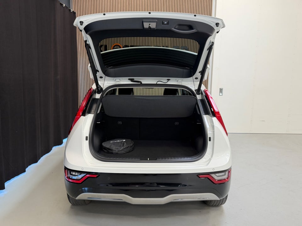 Kia Niro 64 EV Prestige 5d
