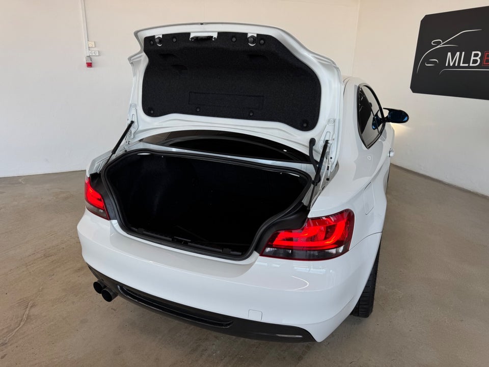 BMW 135i 3,0 Coupé aut. 2d