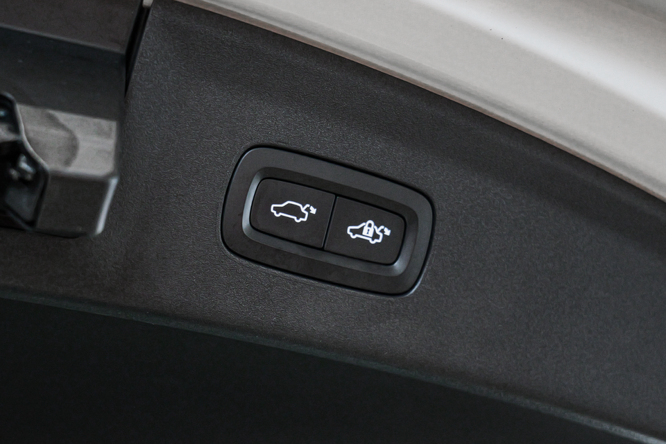 Polestar 2 Long Range AWD 5d