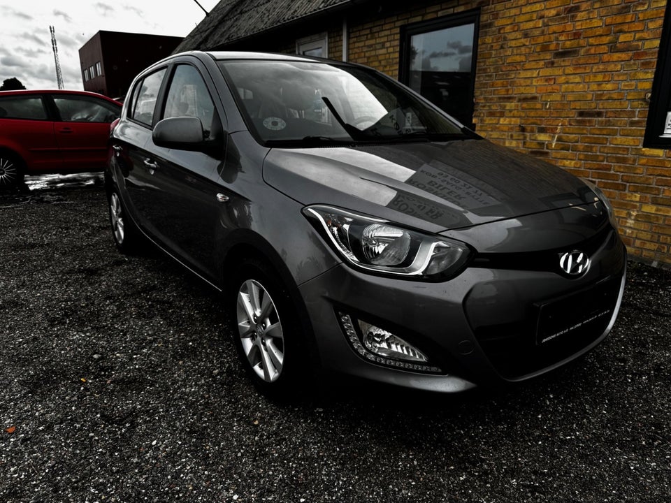 Hyundai i20 1,25 Comfort 5d