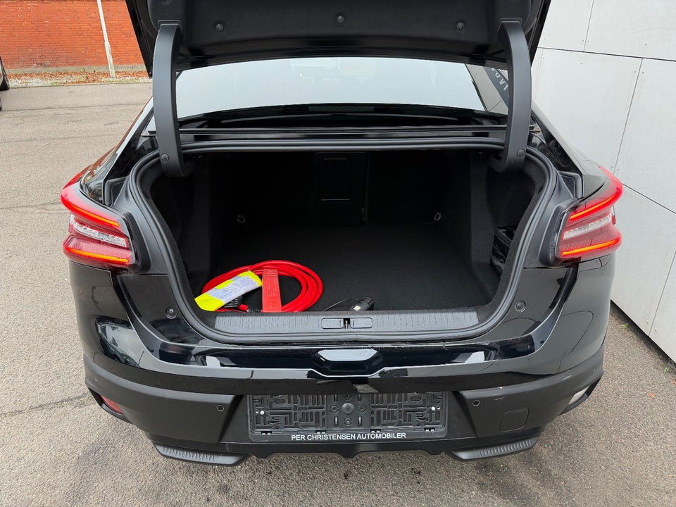 Citroën ë-C4 X 50 Shine 4d