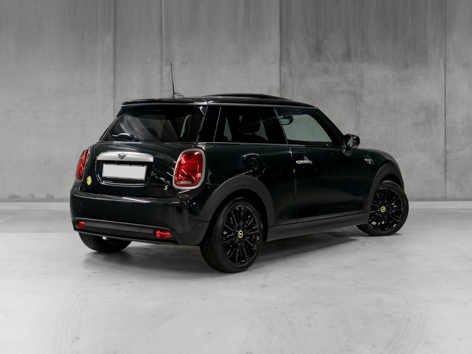 MINI Cooper SE Resolute Edition 3d