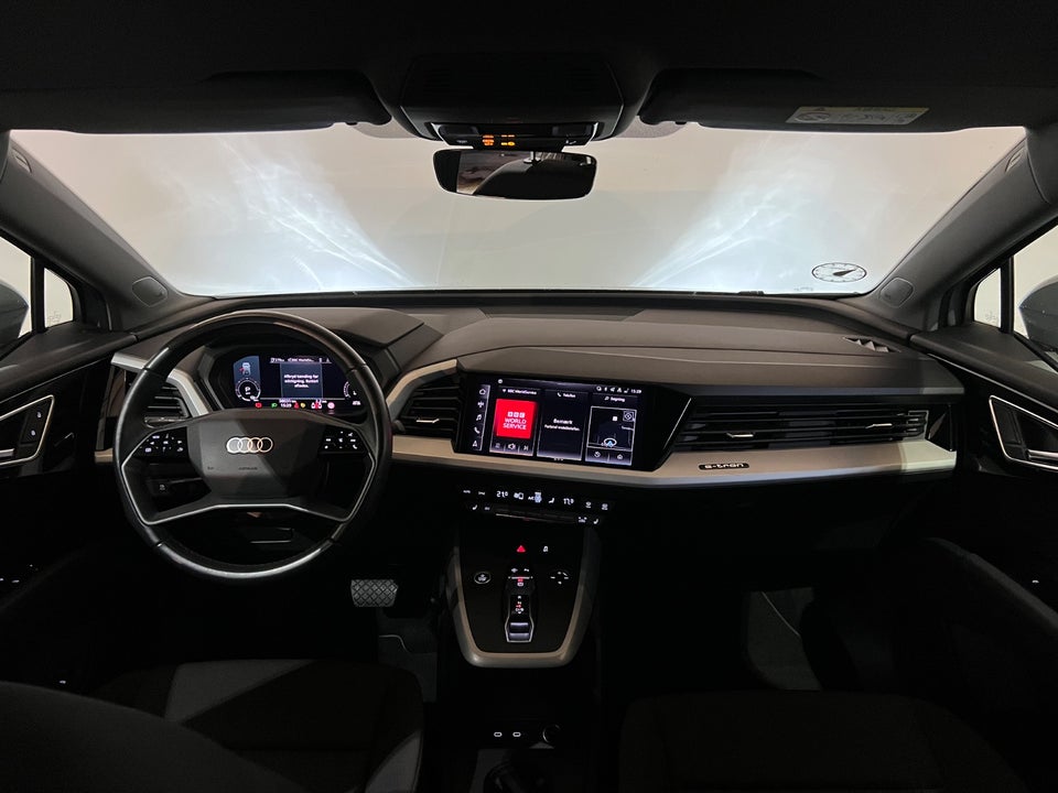 Audi Q4 e-tron 40  5d