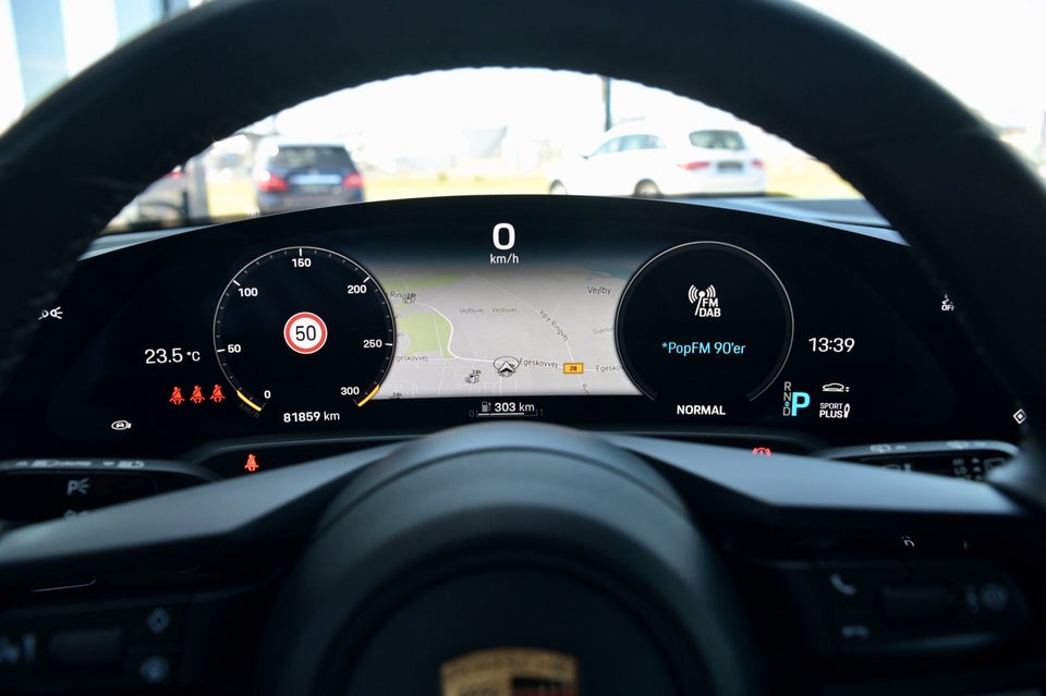 Porsche Taycan 4 Performance+ Cross Turismo 5d