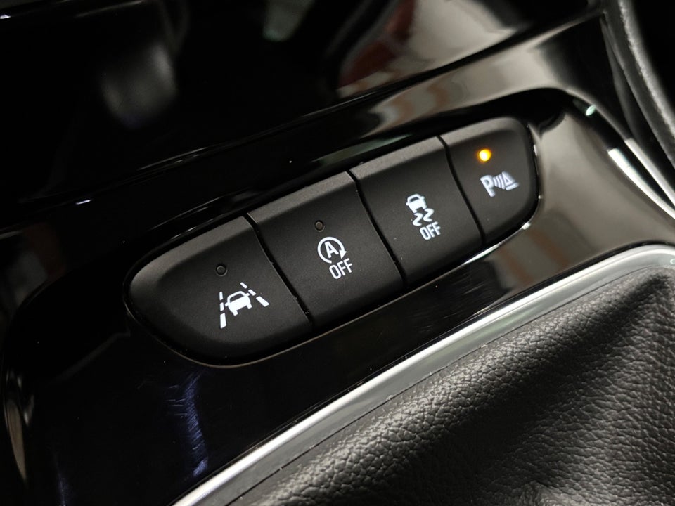 Opel Astra 1,2 T 110 Elegance Sports Tourer 5d