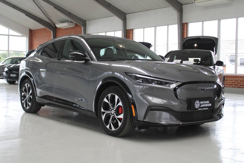 Ford Mustang Mach-E 98 Premium Extended Range 5d