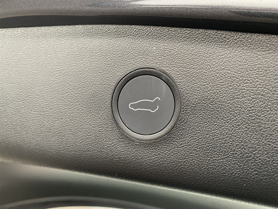 Tesla Model 3 RWD 4d