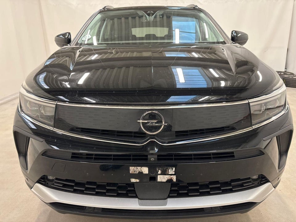 Opel Grandland 1,6 Hybrid Ultimate Sport Pack aut. 5d