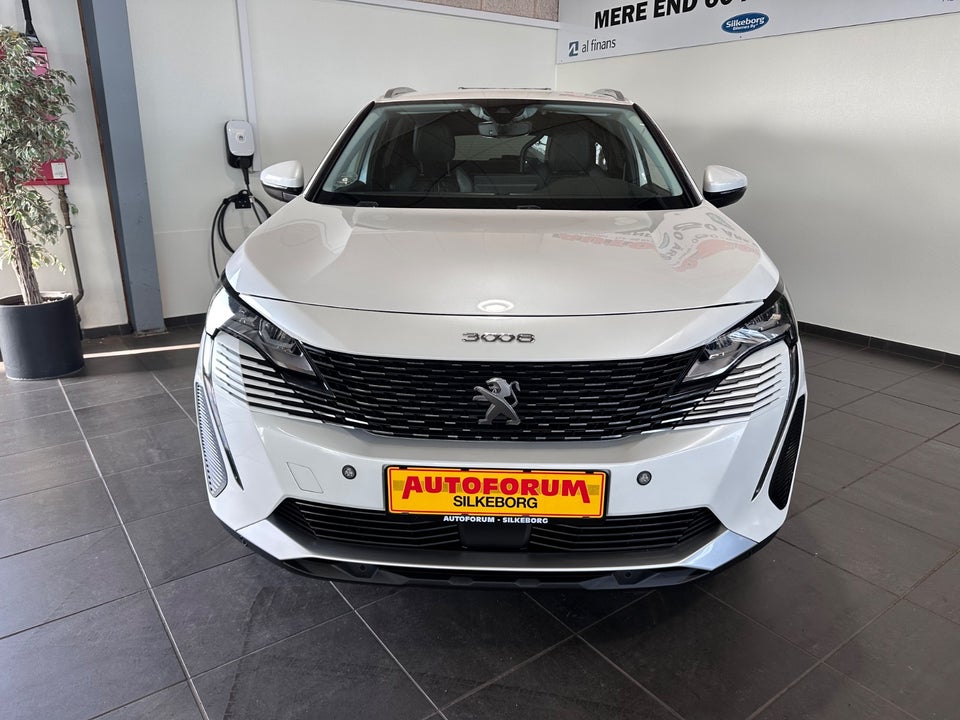 Peugeot 3008 1,6 Hybrid4 Allure Pack Limited EAT8 Van 5d