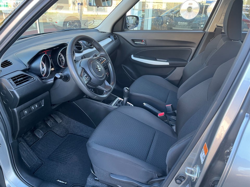 Suzuki Swift 1,2 mHybrid Club 5d