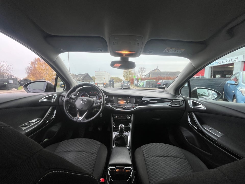 Opel Astra 1,6 CDTi 110 Enjoy 5d