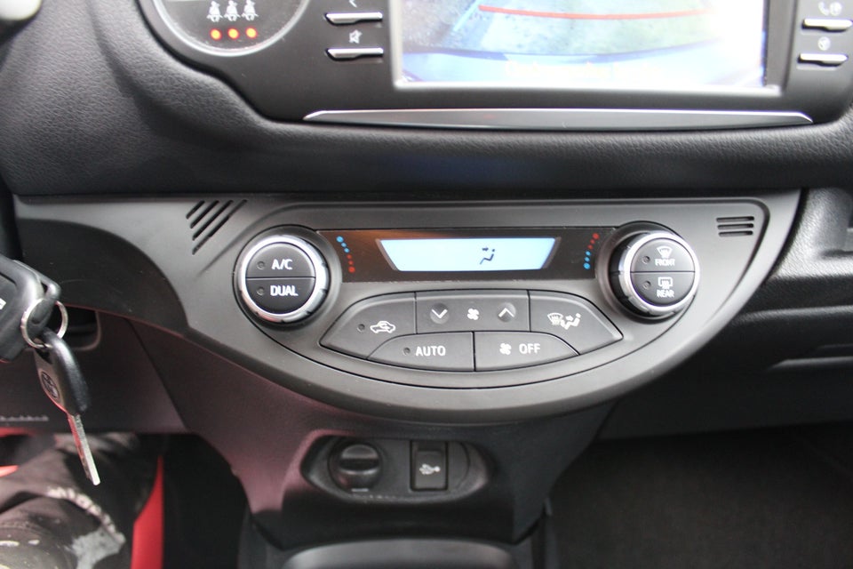 Toyota Yaris 1,5 Hybrid H2 e-CVT 5d