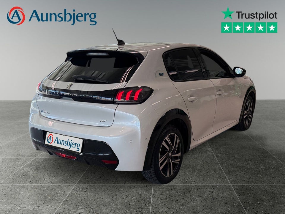 Peugeot e-208 50 GT Pack 5d