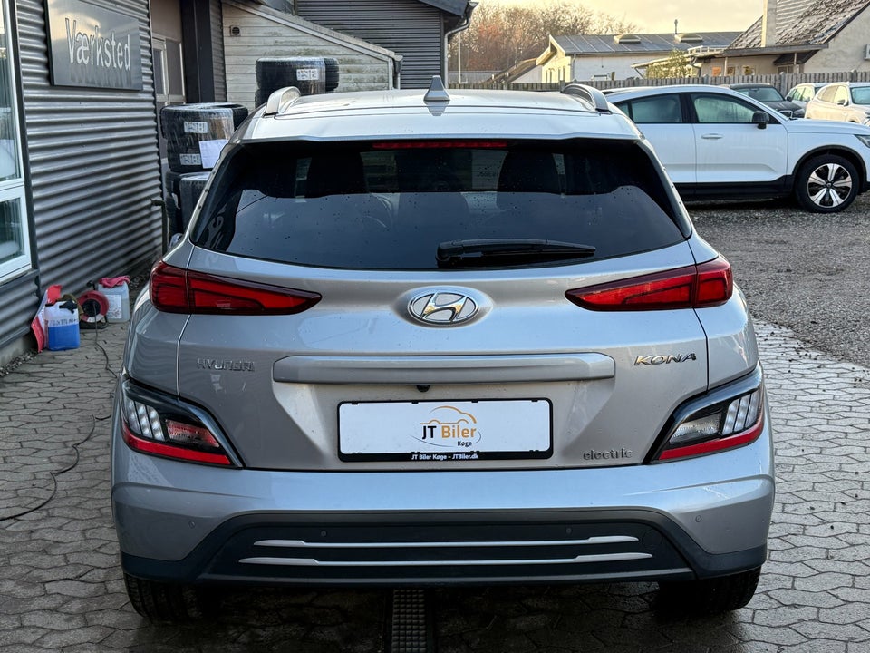 Hyundai Kona 64 EV Ultimate 5d