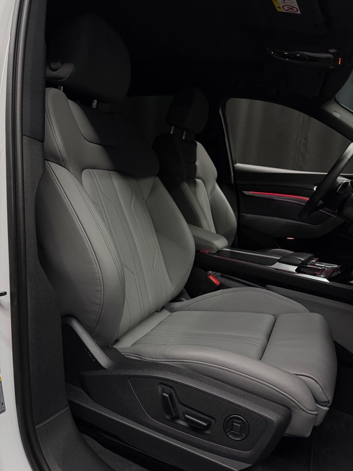 Audi e-tron 55 Advanced quattro 5d