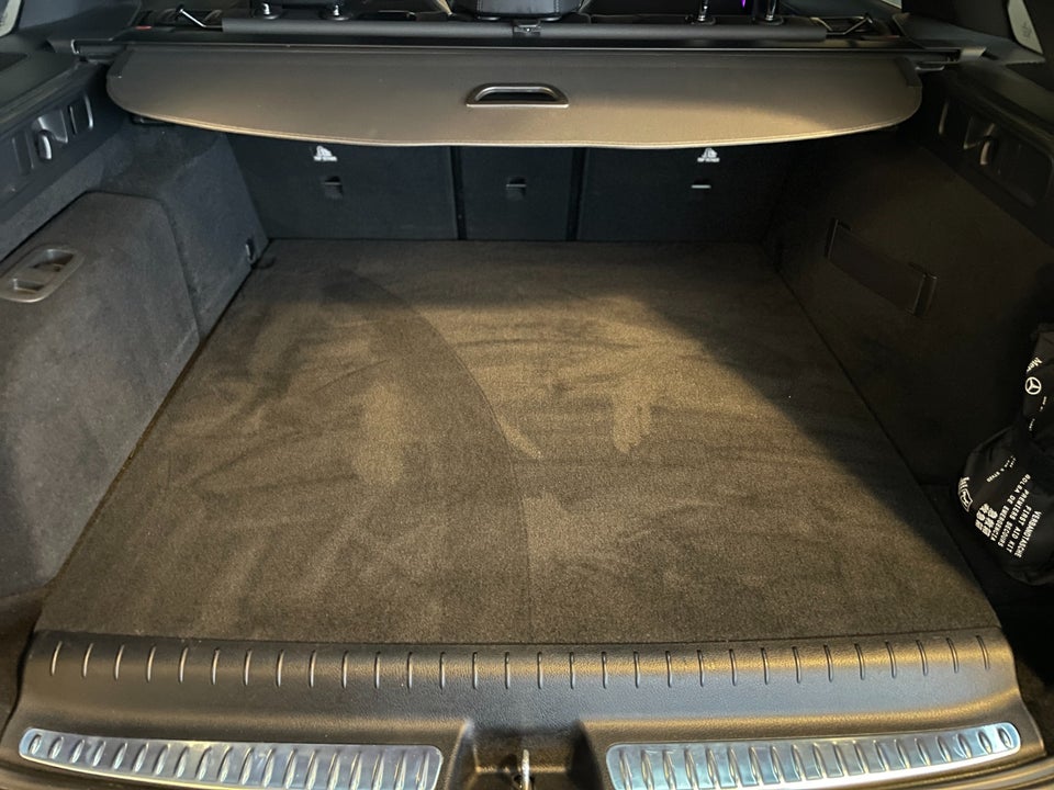 Mercedes C300 e 2,0 AMG Line stc. aut. 5d