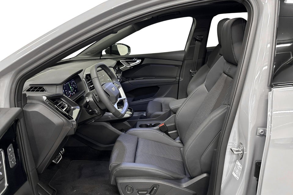 Audi Q4 e-tron 45 S-line Edition 5d