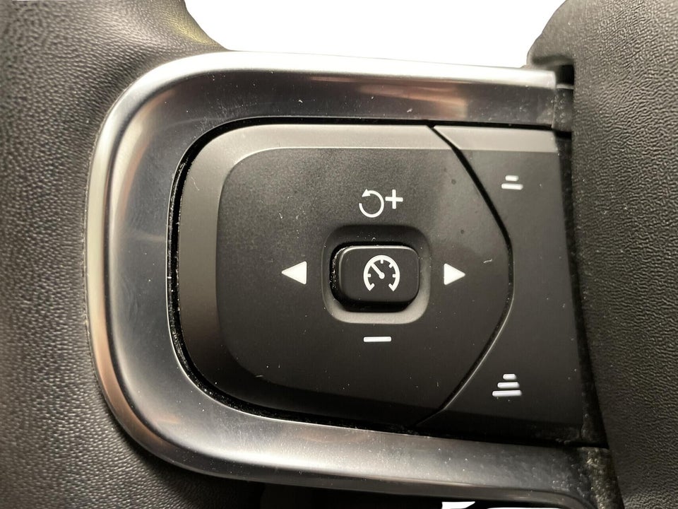 Volvo XC40 P6 ReCharge Plus 5d