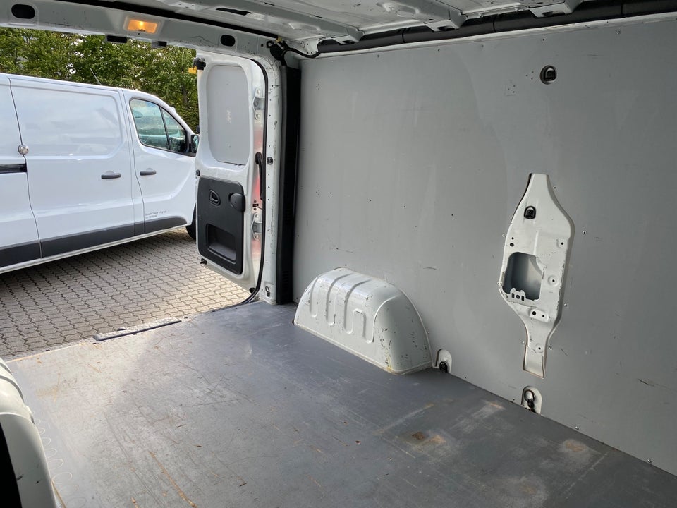 Nissan NV300 2,0 dCi 145 L2H1 Working Star