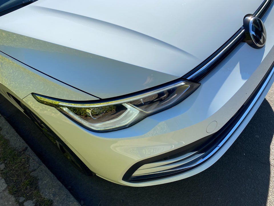 VW Golf VIII 1,5 eTSi 150 Style DSG 5d