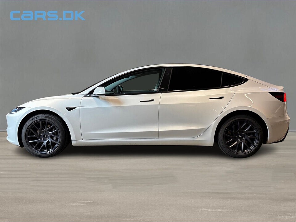 Tesla Model 3 RWD 4d
