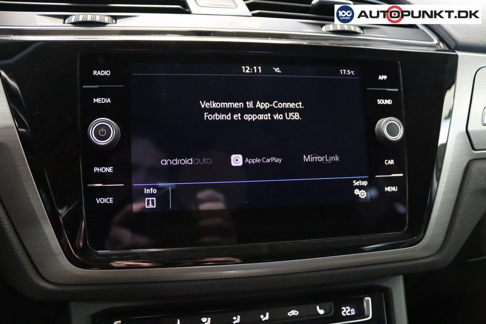 VW Touran 1,6 TDi 115 Comfortline DSG 7prs 5d