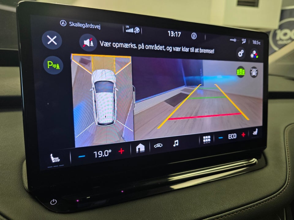 Skoda Enyaq 80 iV Selection Suite 5d