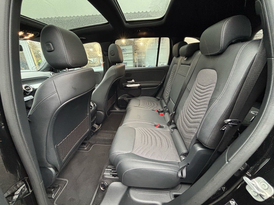 Mercedes EQB300 Progressive 4Matic 5d