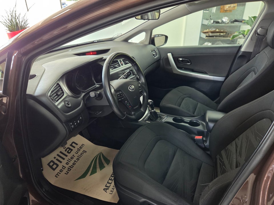 Kia Ceed 1,4 CVVT Active+ 5d