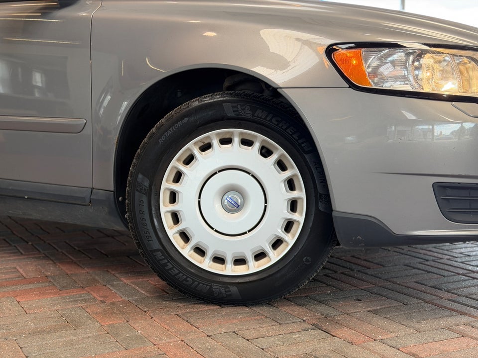 Volvo V50 1,6  5d