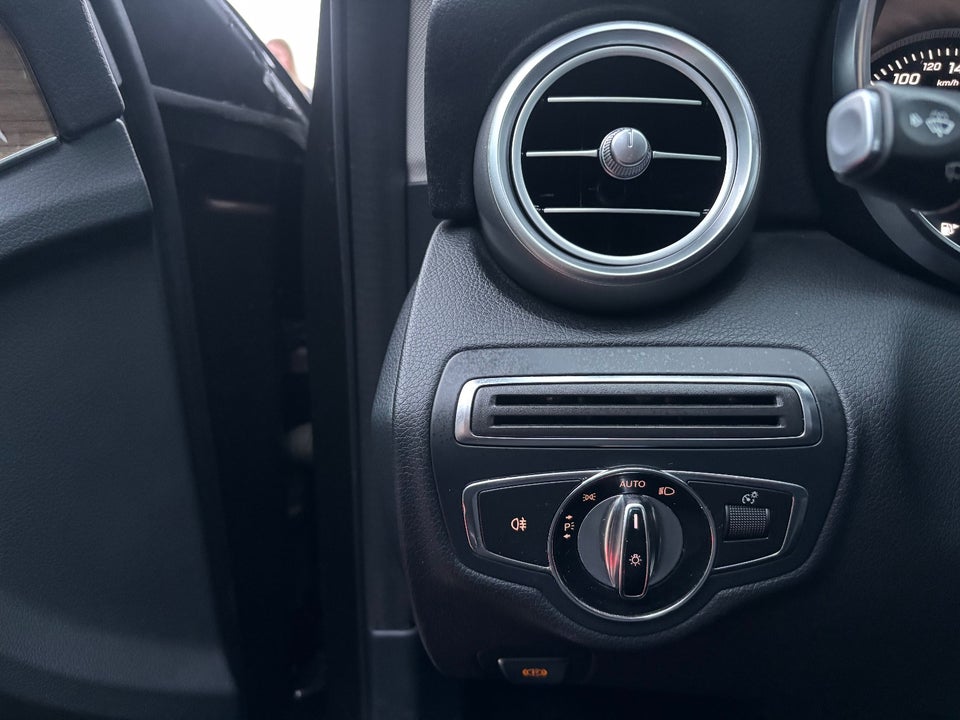 Mercedes C220 2,2 BlueTEC AMG Line stc. 5d