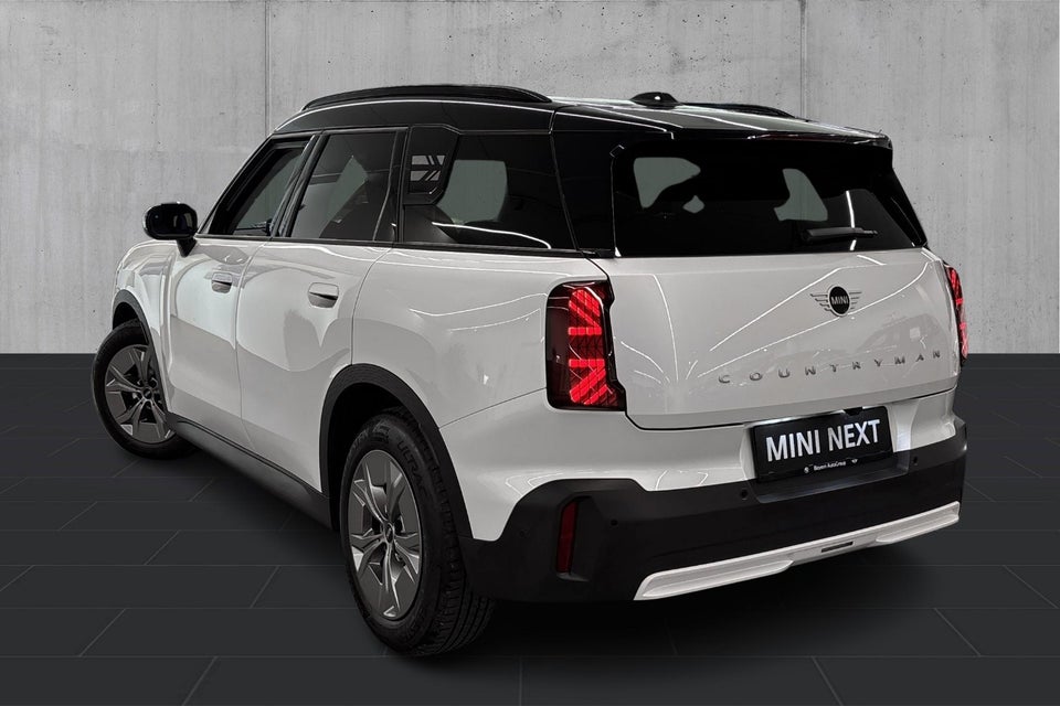 MINI Countryman E Classic Trim M 5d