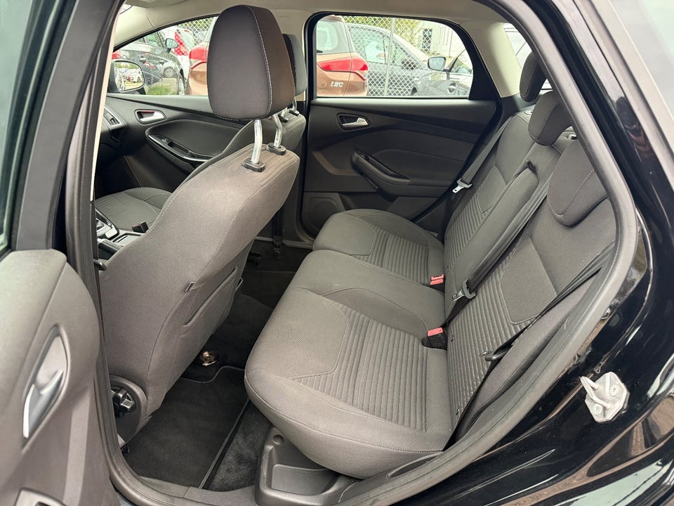 Ford Focus 1,0 SCTi 125 Titanium stc. 5d