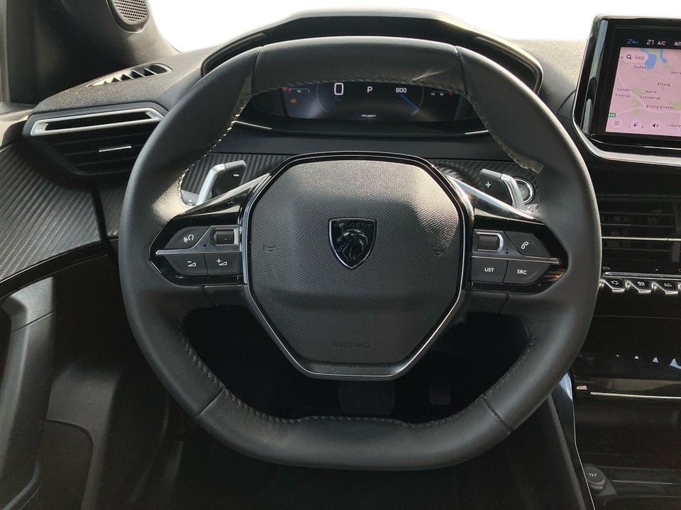 Peugeot 2008 1,2 PureTech 130 First Selection EAT8 5d