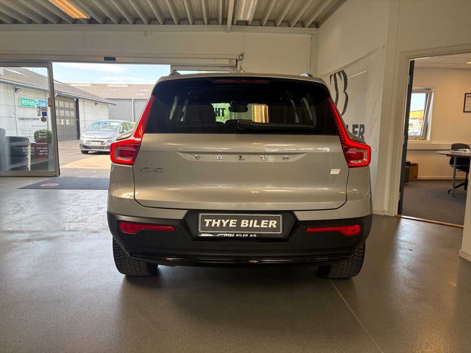 Volvo XC40 ReCharge Extended Range Plus 5d