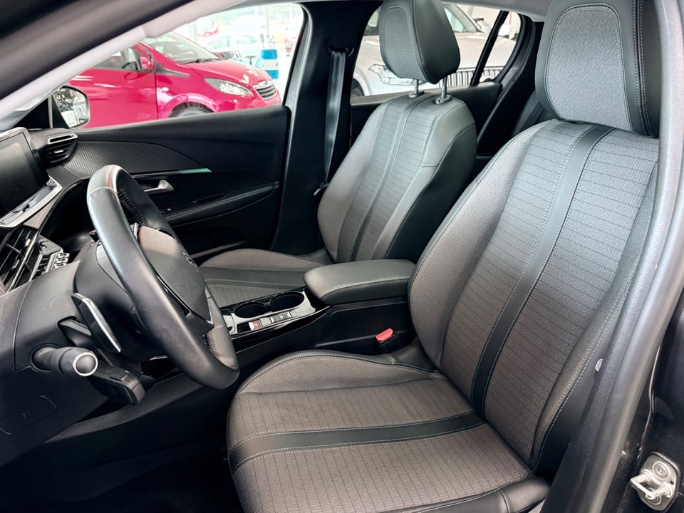Peugeot 208 1,2 PureTech 100 Edition:210+ EAT8 5d