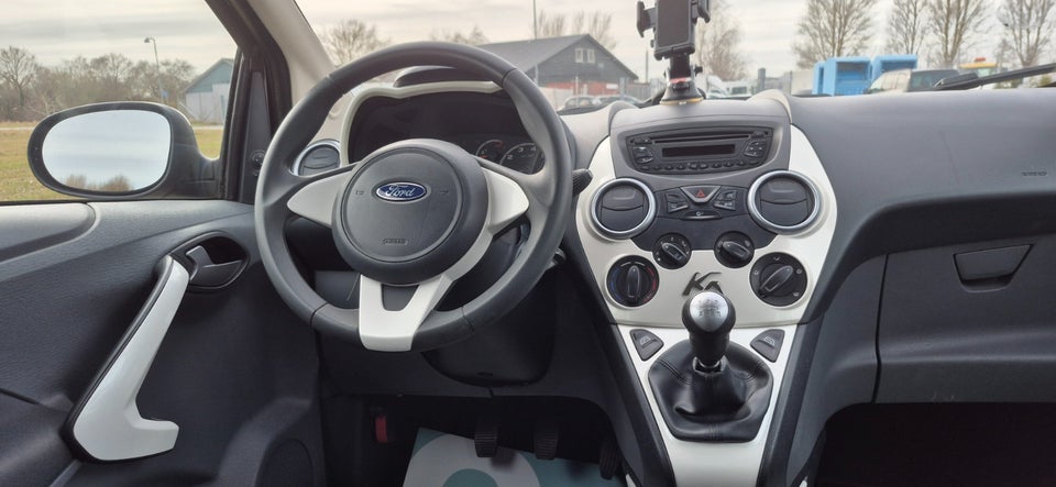 Ford Ka 1,2 Titanium 3d