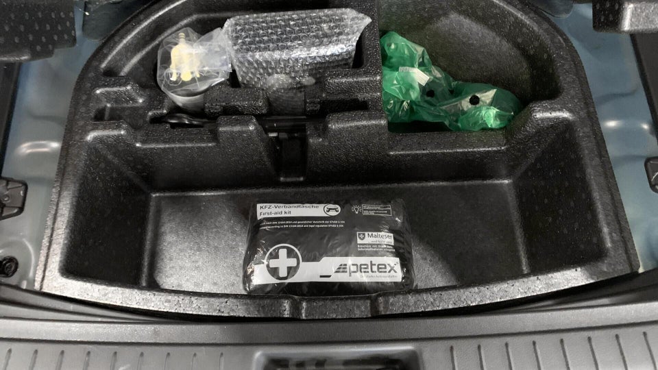 Hyundai Kona 39 EV Select 5d