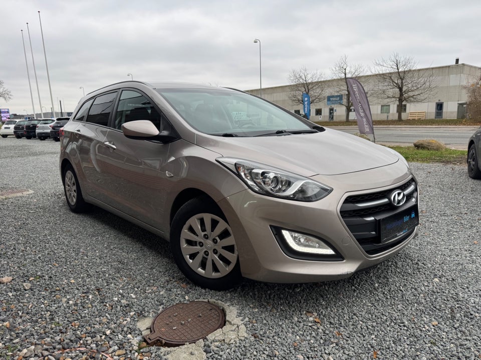 Hyundai i30 1,6 CRDi 110 Active+ CW 5d