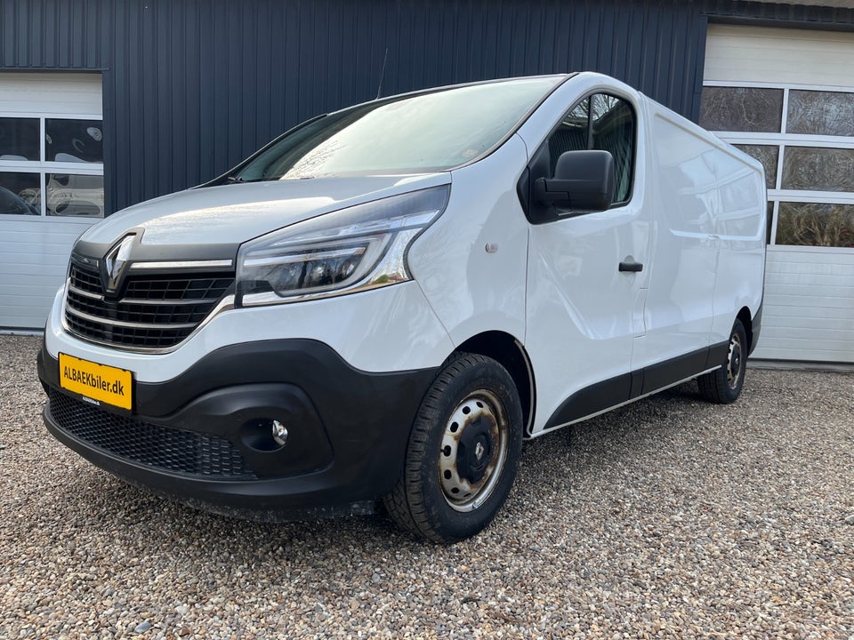 Renault Trafic T29 2,0 dCi 120 L2H1